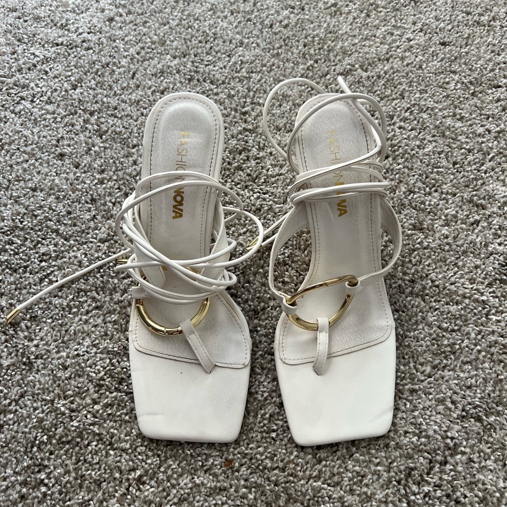 Size 7 Fashion Nova shoes, gently used.